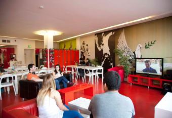 Abigail s Hostel allows 18 year olds to book a room