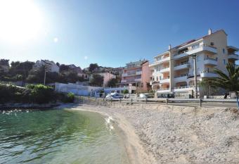 Apartments Villa Sirena has Balcony rooms