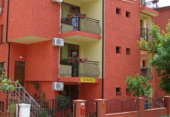                                                         allows 18 year olds to book a room