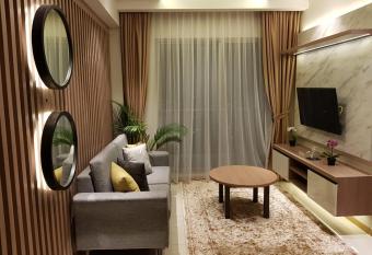 M-Town Signature Gading Serpong by J`s Luxury Apartment has Balcony rooms