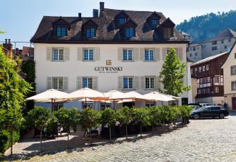 Gutwinski Hotel has Balcony rooms
