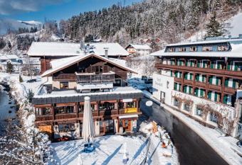Hotel LukasMayr has Balcony rooms