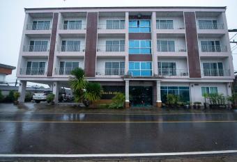 OYO 287 Al Ameen Hotel allows 18 year olds to book a room