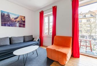 Appartement 2 chambres avec garage    strasbourg has Balcony rooms