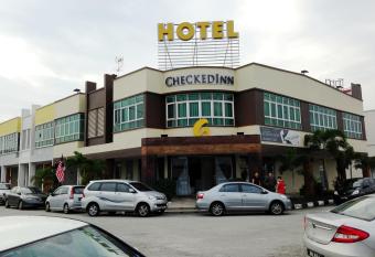 Hotel Checkedinn allows 18 year olds to book a room