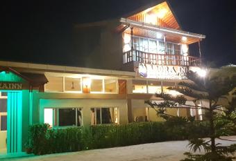 Arora Inn has Balcony rooms