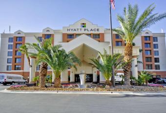Hyatt Place Las Vegas allows 18 year olds to book a room