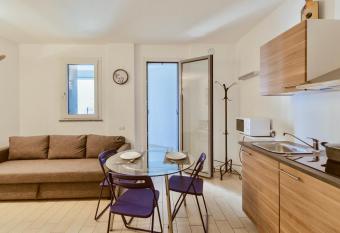 Luxury Superior Central Station has Balcony rooms