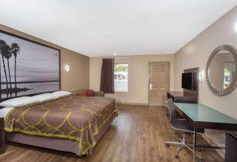 Super 8 By Wyndham Pensacola Nas Area has Smoking rooms