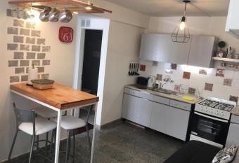 C  modo departamento Rosarino allows 18 year olds to book a room