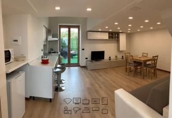 Melito 30 - Raiola Welcome has Balcony rooms