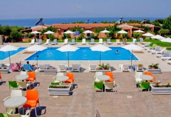 Fournia Village has Balcony rooms