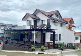 D   Waldz Villa Tagaytay allows 18 year olds to book a room