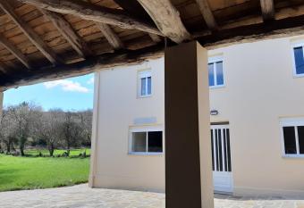 Casa Perdigueira allows 18 year olds to book a room