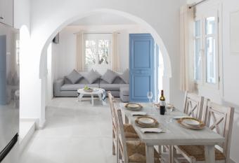 Casa Centro in Mykonos Town allows 18 year olds to book a room