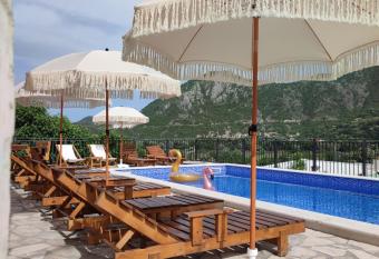 Apartments Kingfisher has Balcony rooms