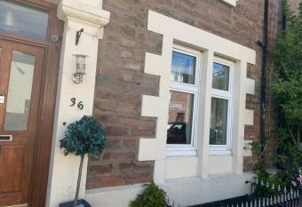 Budget Rooms allows 18 year olds to book a room