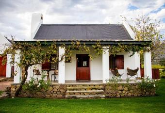 Vineyard Cottage at Bosman Wines has Balcony rooms