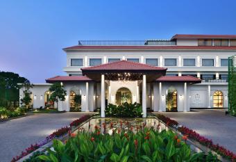 Port Muziris, A Tribute Portfolio Hotel allows 18 year olds to book a room