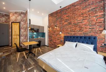 Secret Apartments allows 18 year olds to book a room