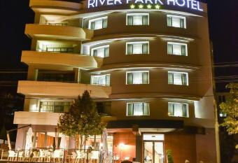 Hotel River Park allows 18 year olds to book a room