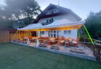 Attila s Guest House has Balcony rooms