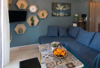 Svourou Appartment has Balcony rooms