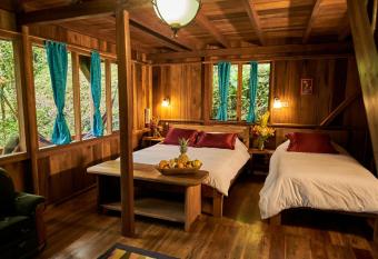 Casa Divina Eco Lodge has Balcony rooms
