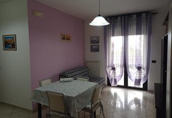 Appartamento tra mare e citt   has Balcony rooms