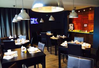 Fasthotel Dunkerque allows 18 year olds to book a room