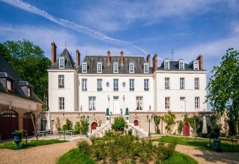 Ch  teau du Jard has Balcony rooms