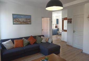 La Marina 2 has Balcony rooms