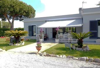 Villa del Mar - Sperlonga Vertice Rooms allows 18 year olds to book a room