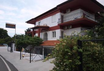 Aspa Victoria has Balcony rooms