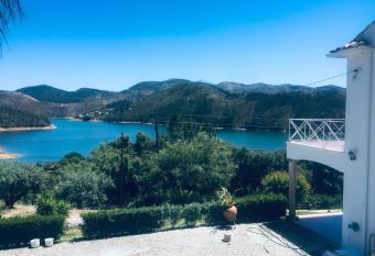 Lakeside Rest allows 18 year olds to book a room