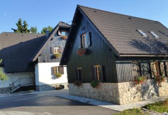 House Prijeboj allows 18 year olds to book a room