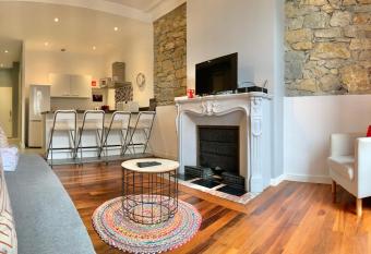 The authentic T2 downtown Balcony tramway #G3 allows 18 year olds to book a room