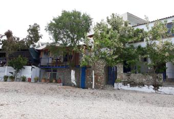 Beleris Rooms has Balcony rooms