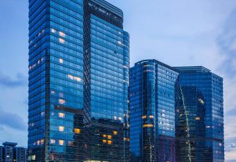 Fraser Suites Guangzhou allows 18 year olds to book a room