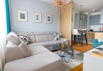 Premium Apartment Tesli   Garage-Finnish Sauna has Balcony rooms