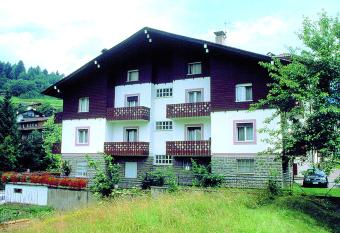 B&B Villa Ursula has Balcony rooms