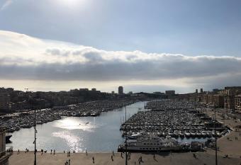 New Hotel Le Quai - Vieux Port has Balcony rooms