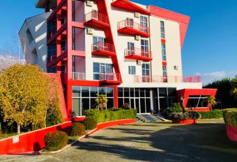 Hotel Class allows 18 year olds to book a room