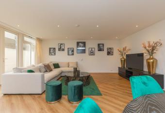 Lage Wurft Beach Apartments has Balcony rooms