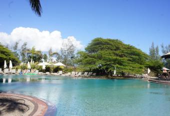 sun club has Balcony rooms