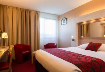 The Originals Boutique, H  tel Aquilon, Saint-Nazaire (Inter-Hotel) has Balcony rooms