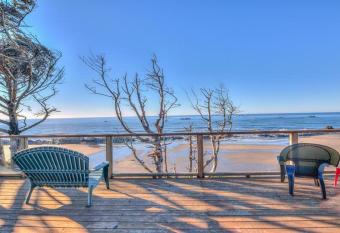 Ocean Dream has Balcony rooms