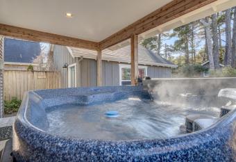 Bent Beach has Balcony rooms