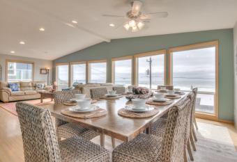 Island Time has Balcony rooms