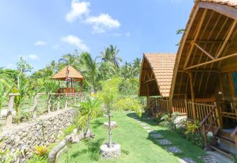 Nyuh Gading Bungalow Nusa Penida allows 18 year olds to book a room